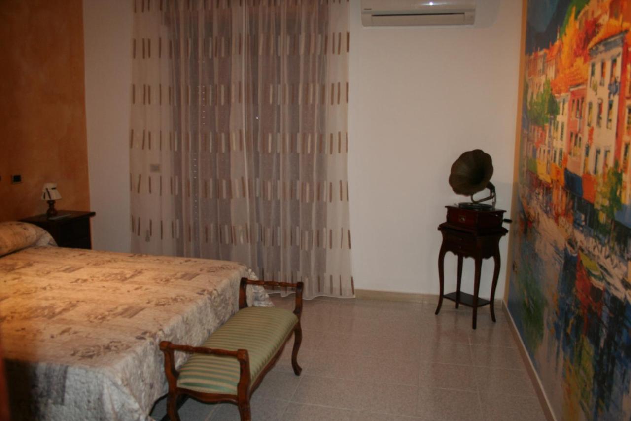 Costa D'Amalfi E Cilento Bed & Breakfast Pontecagnano Exterior photo